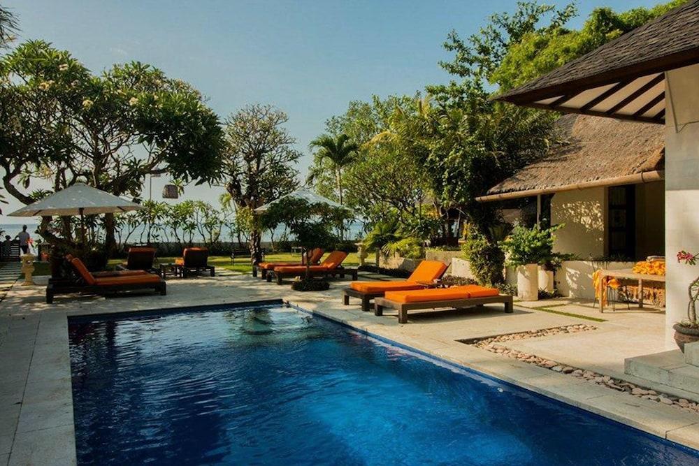 โรงแรม ฟรังกีปานี บีช โลวินา ภายนอก รูปภาพ